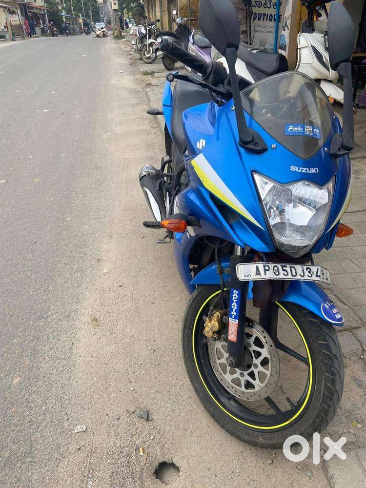 Suzuki Bikes Suzuki Gixxer Sf Blue Suzuki Gixxer SF 150 (2015