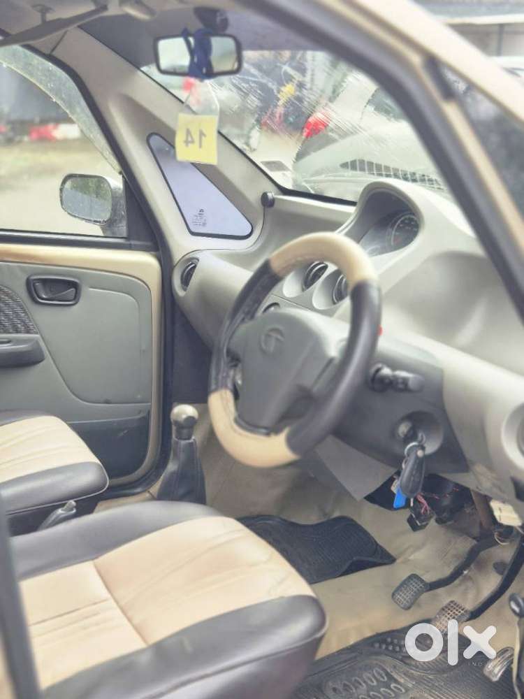 Tata Nano Xe, 2010, Petrol