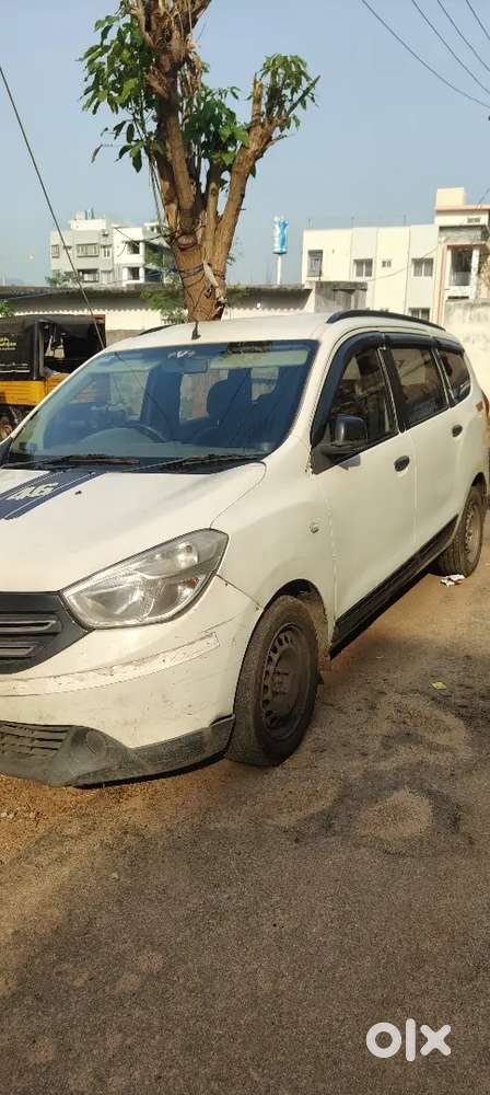 Renault Lodgy 2016 Diesel 230000 Km Driven