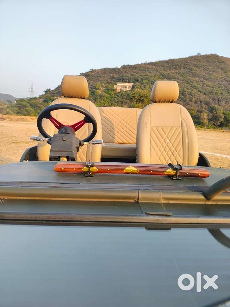 Mahindra Jeep Classic 1983