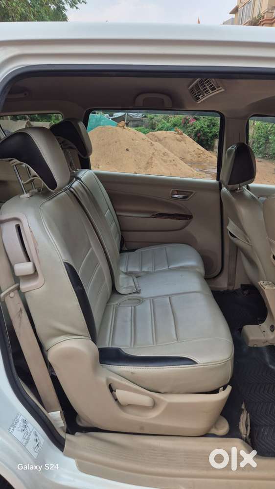 Maruti Suzuki Ertiga Zxi Plus , 2017, Petrol