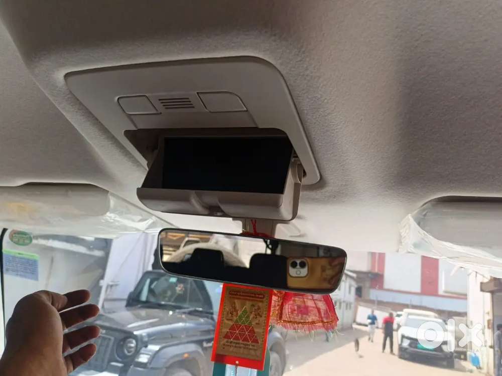 Thar Roxx Mx3 At With Mahindra Alloys