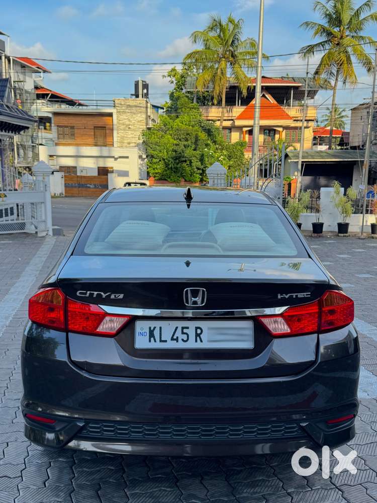 Honda City I-vtec Cvt V, 2018, Petrol