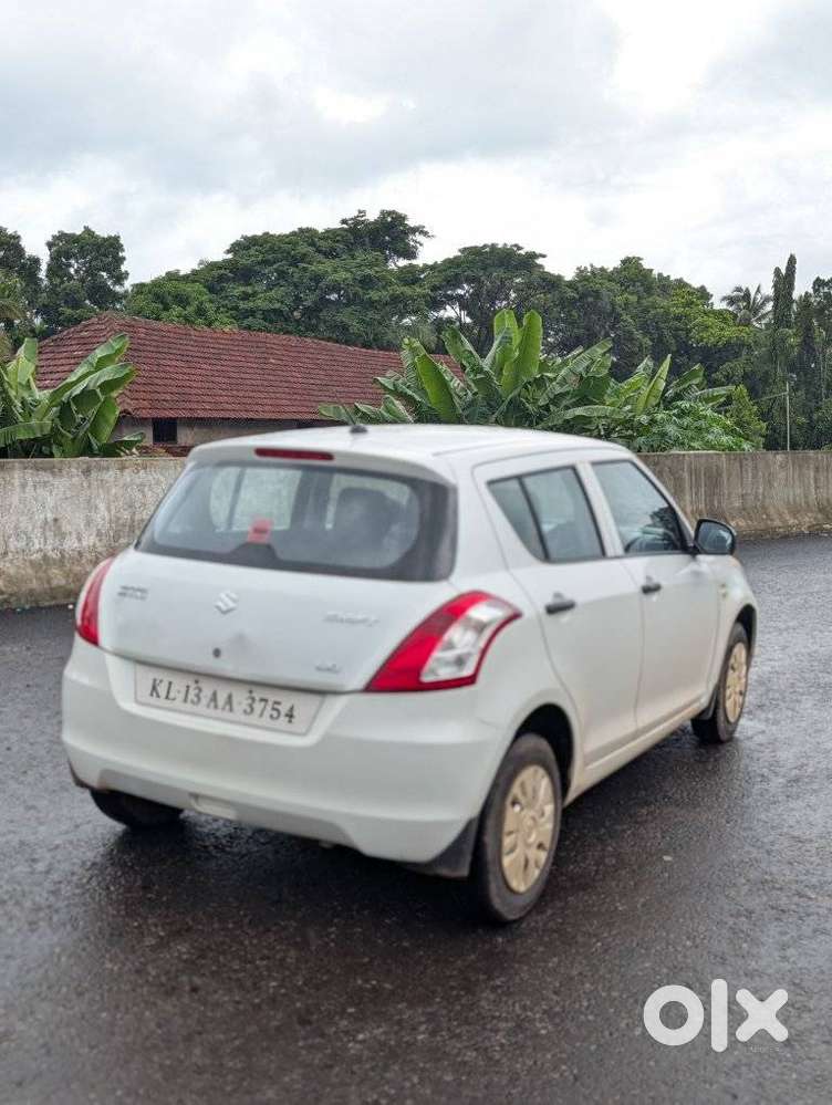 Maruti Suzuki Swift 2011-2014 Lxi, 2013, Petrol