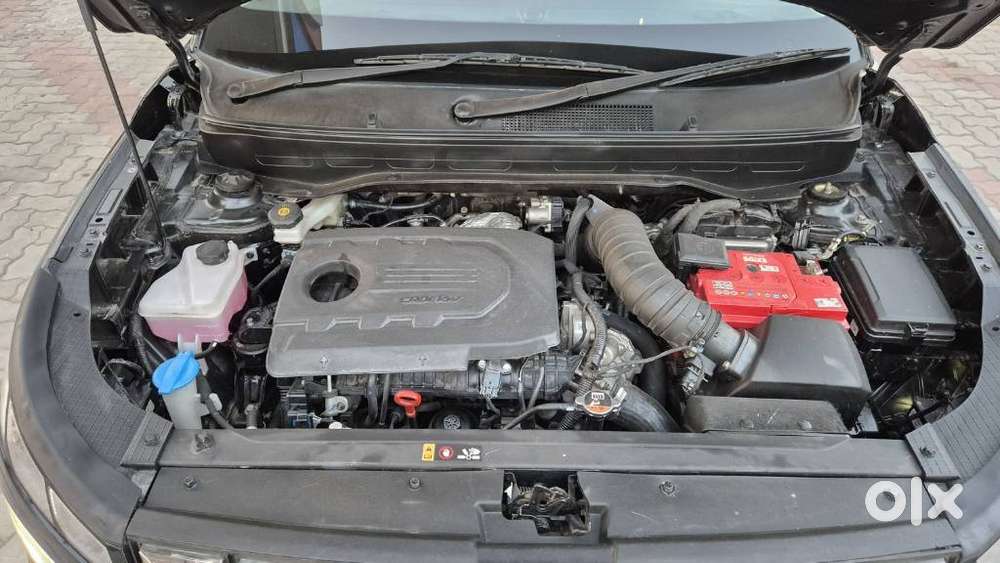 Hyundai Venue Sx Mt, 2023, Diesel