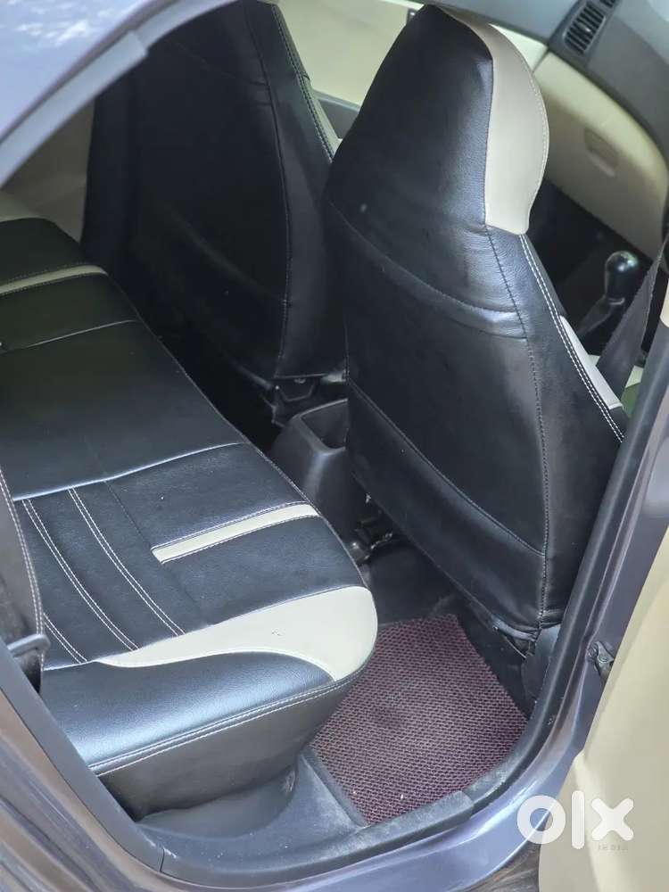 Full Accessories Equipped Eon