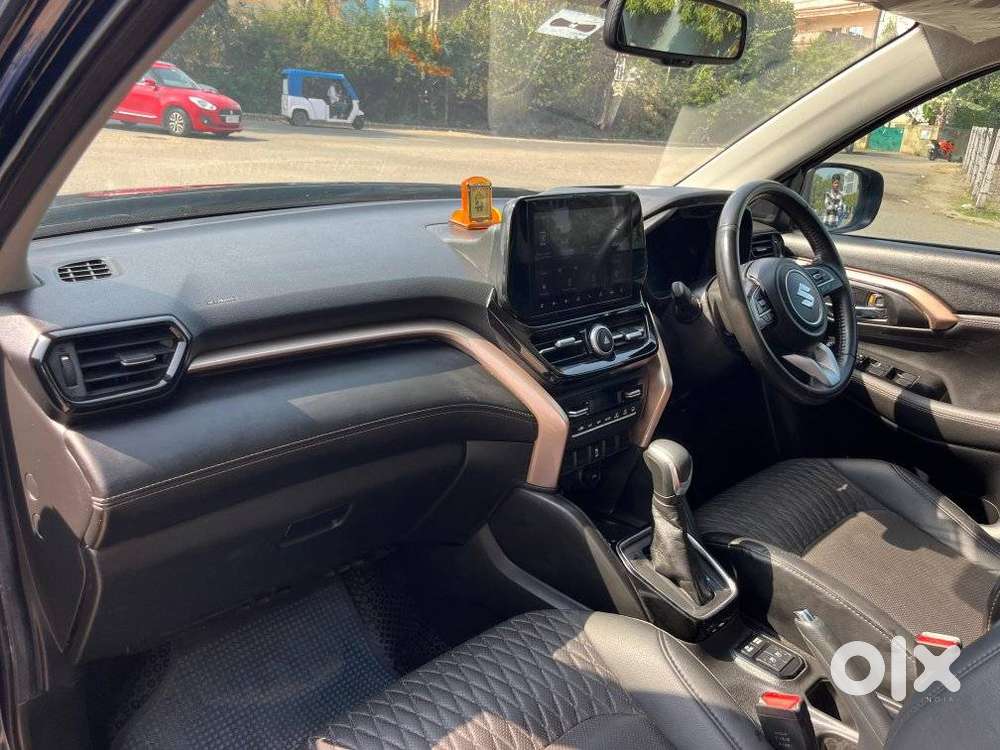 Maruti Suzuki Grand Vitara 1.5 Alpha Plus Intelligent Hybrid Ecvt, 2..