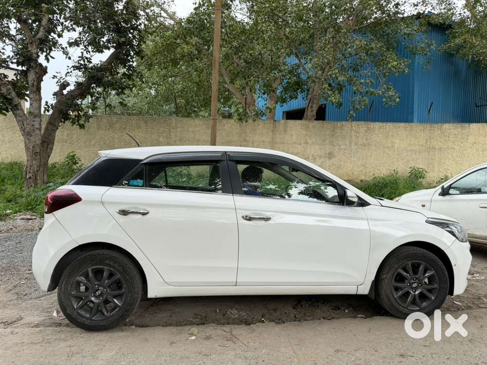 Hyundai I20 Sportz Petrol 2020
