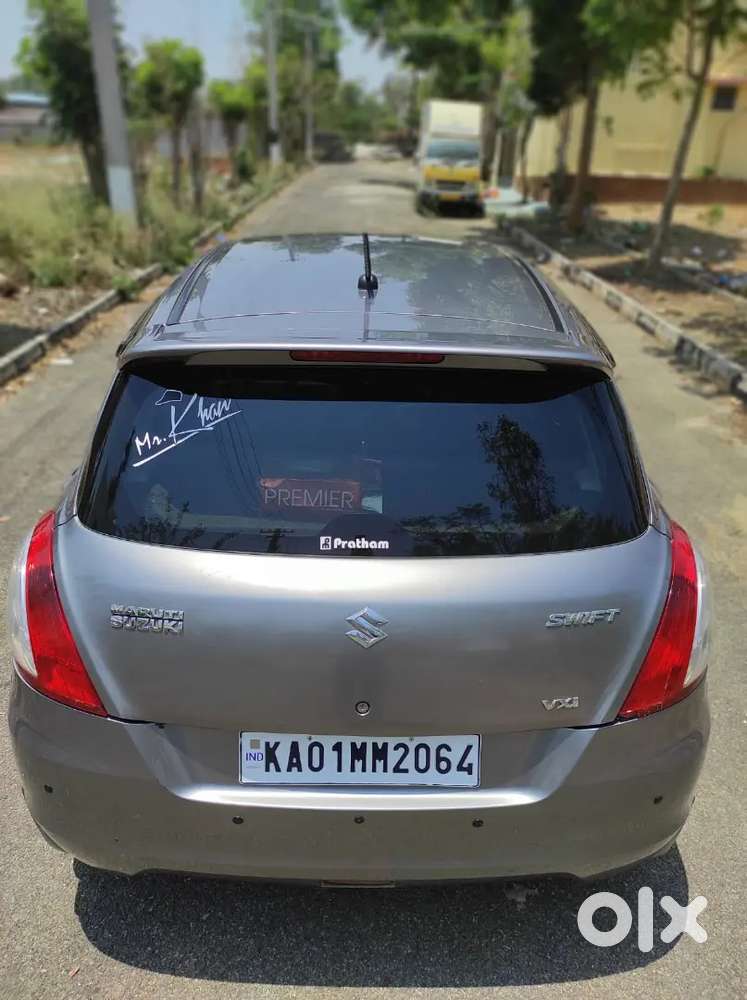 Maruti Suzuki Swift 2015 Petrol 91806 Km Driven