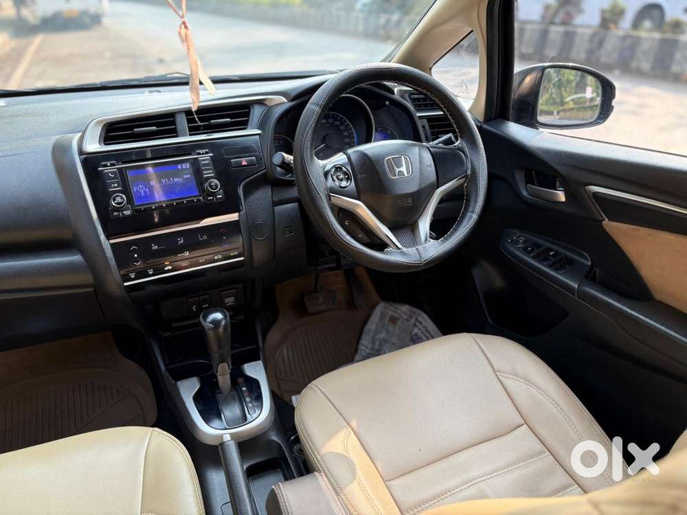 Honda Jazz V Cvt, 2017, Petrol