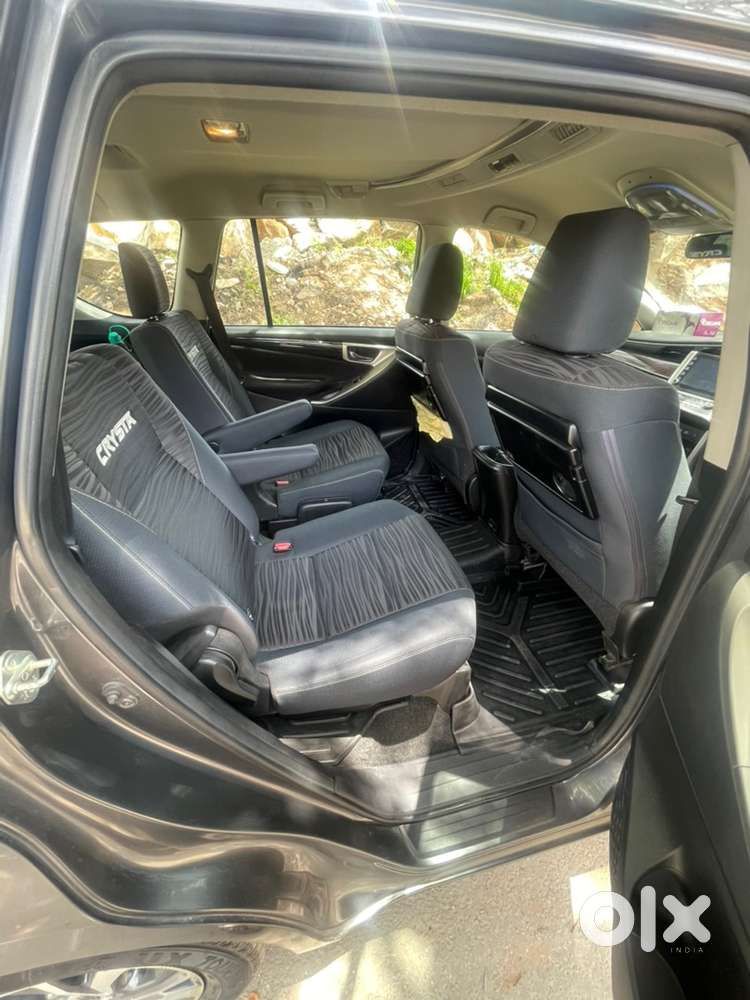 Toyota Innova Crysta 2021