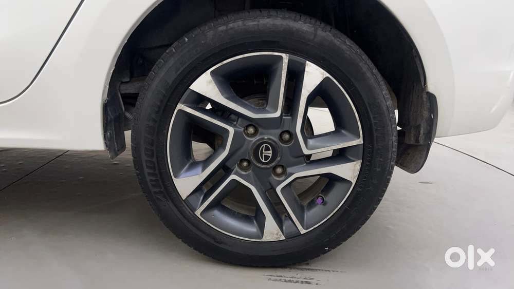 Tata Tigor Xz, 2017, Petrol