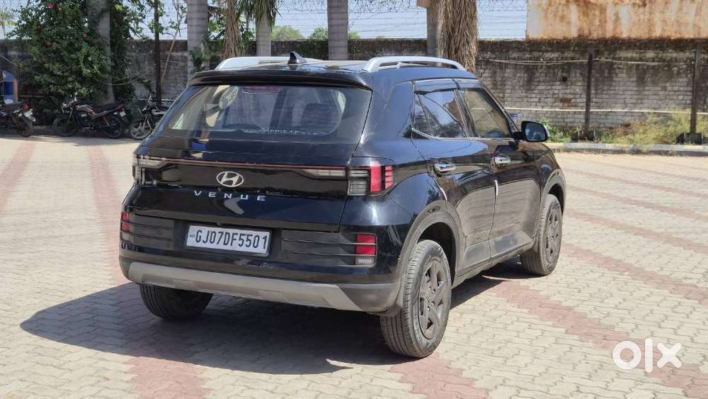 Hyundai Venue S Mt 1.2 Kappa, 2023, Petrol