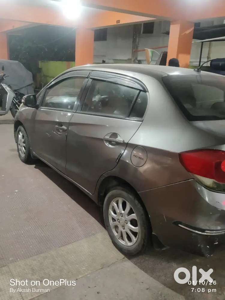 Lady Driven Honda Amaze Petrol 2013 For Urgent Sell