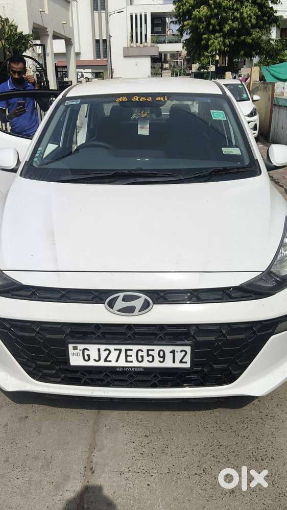 Hyundai Aura 2025 Cng & Hybrids Well Maintained