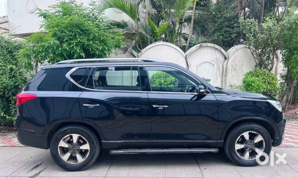Mahindra Alturas G4 4wd At, 2019, Diesel