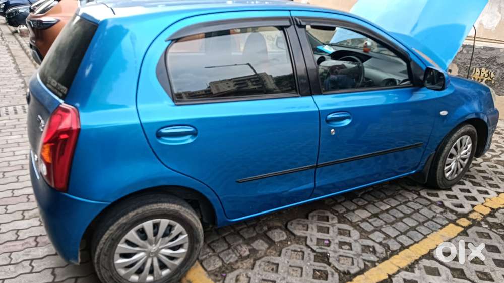 Toyota Etios Liva 2011-2012 G, 2011, Petrol