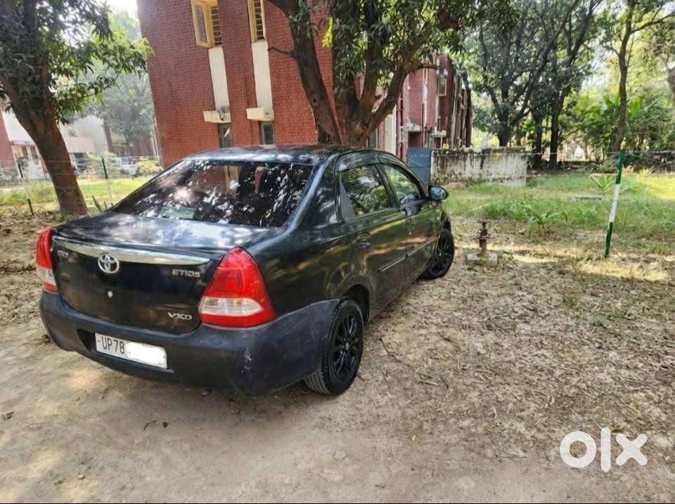 Toyota Etios (excellent Condition) 2011 Petrol+cng, Only 83000 Km