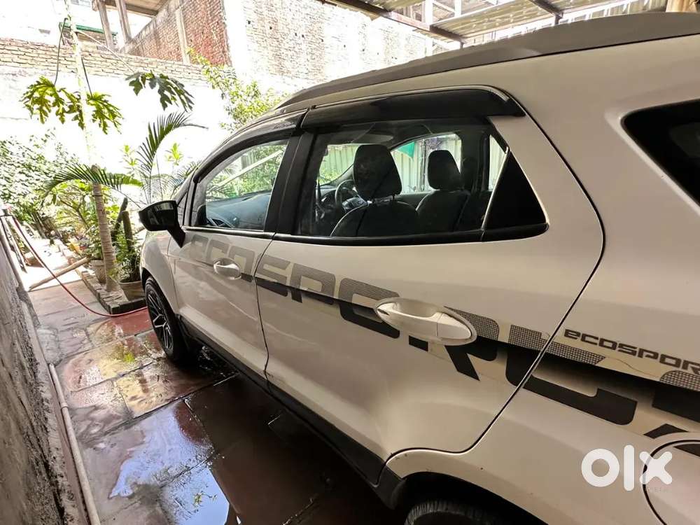 Well Maintained Car Service Had Been Done Every Thing Is Working