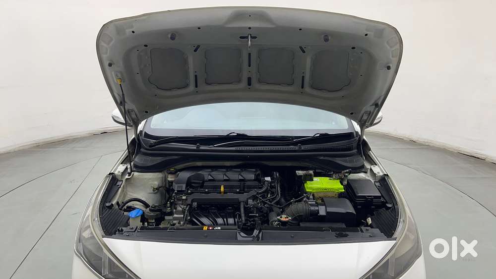 Hyundai Verna 1.5 S Plus Petrol Mt, 2022, Petrol