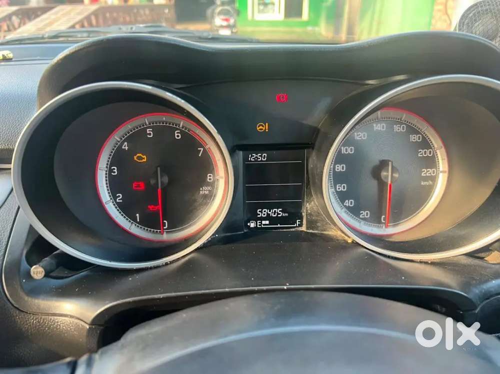 Maruti Suzuki Swift Vxi 2018