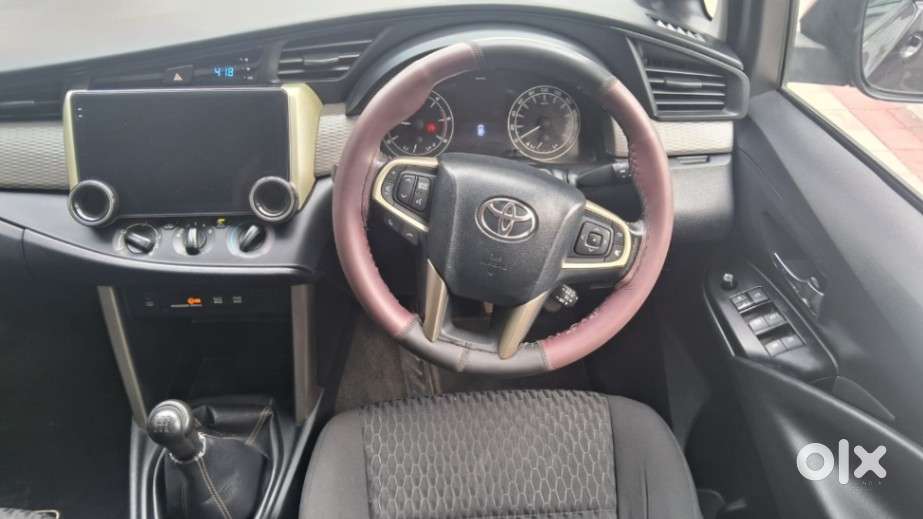 Toyota Innova Crysta 2.4 G Mt 7 Str, 2016, Diesel
