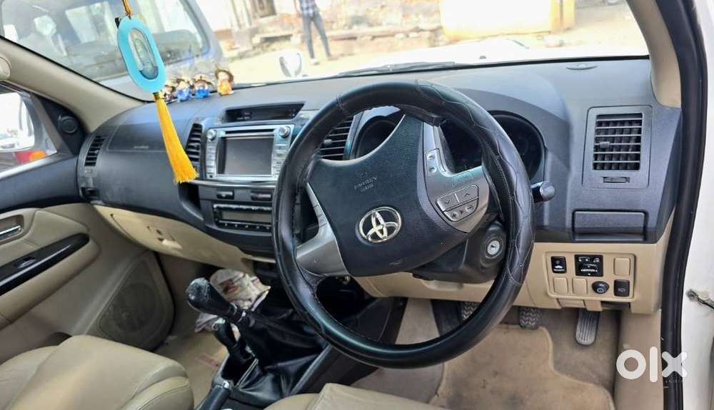 Toyota Fortuner 2011-2016 4x4 Mt, 2015, Diesel