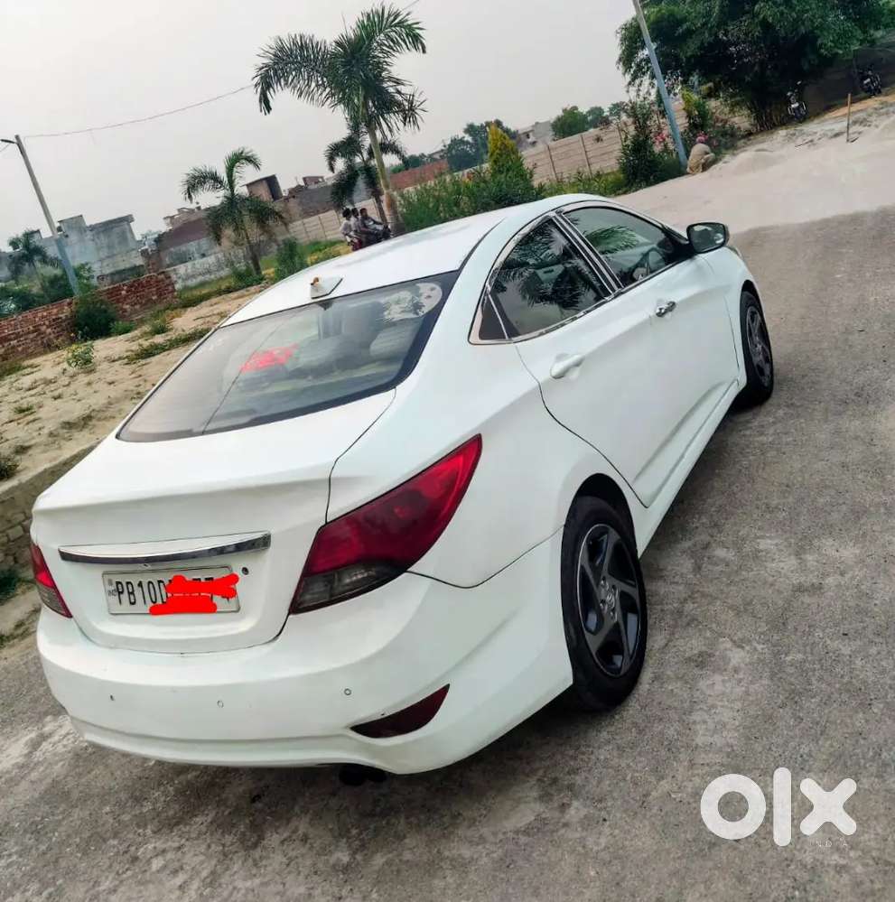 Verna  2011 Model