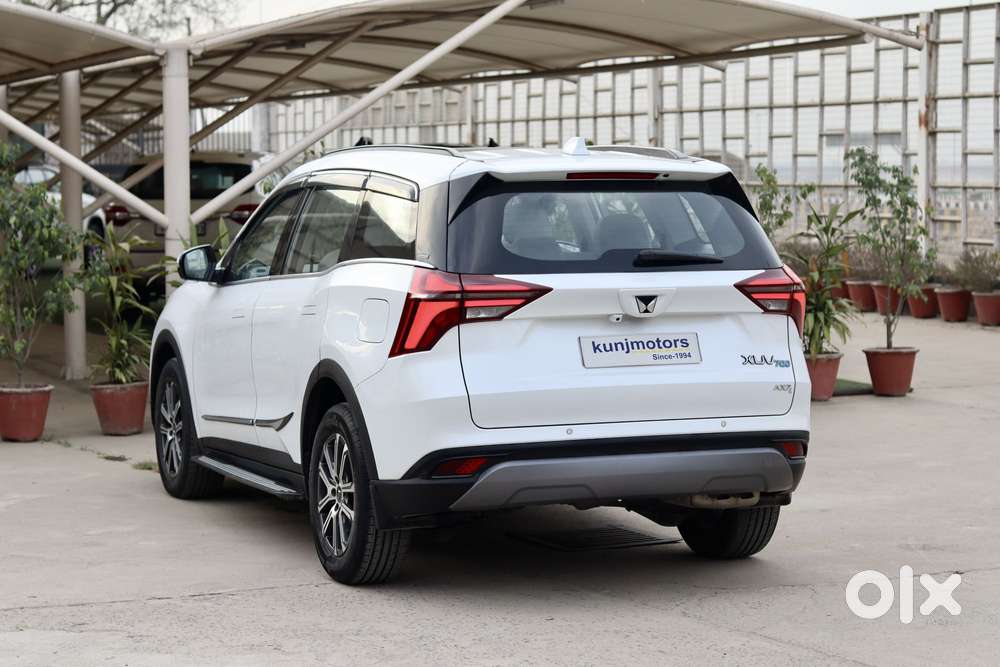 Mahindra Xuv700 2.0 Ax 5 Petrol At Str, 2024, Petrol
