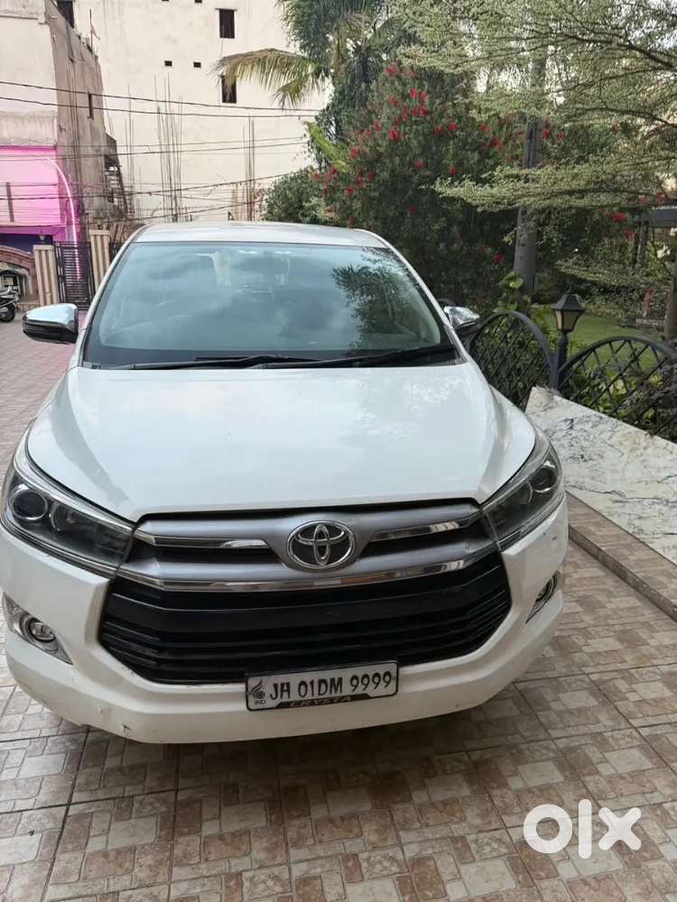 Toyota Innova Crysta 2019
