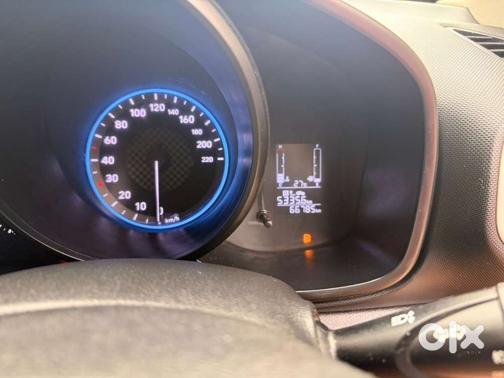 Hyundai Venue 2021 Petrol Well Maintained