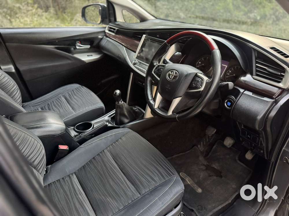 Toyota Innova Crysta