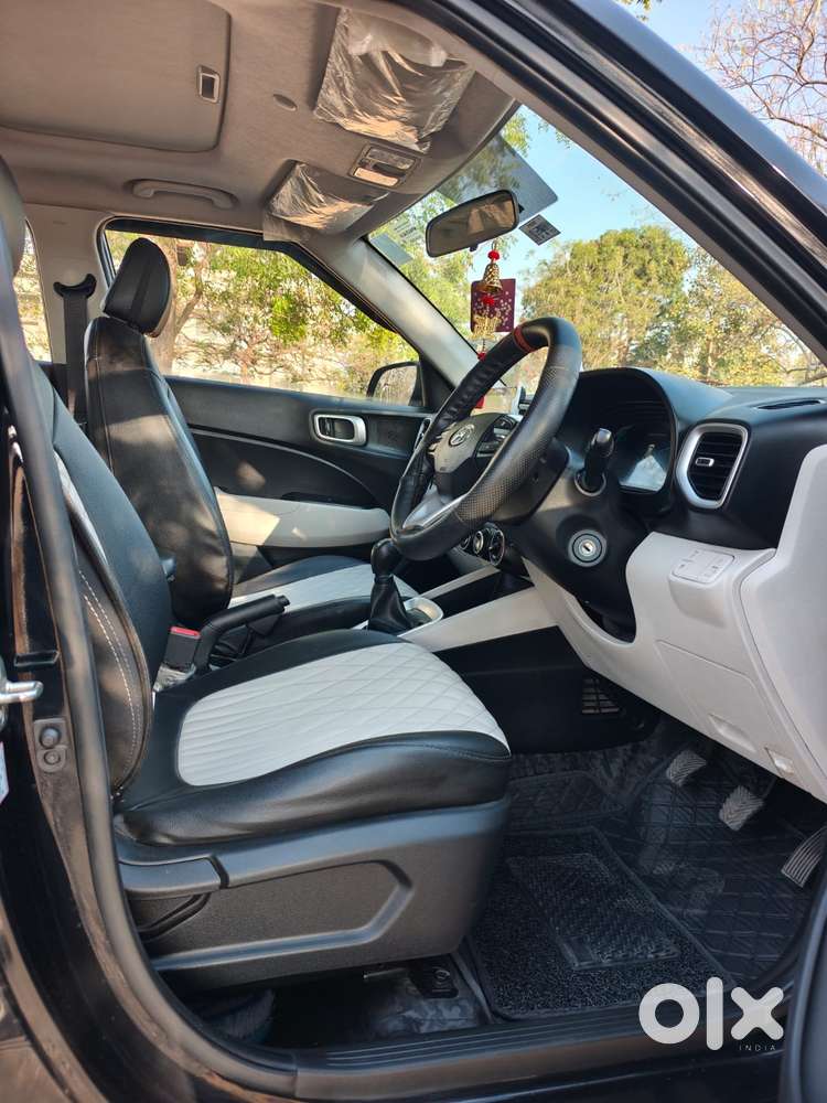 Hyundai Venue S Plus Mt 1.2 Kappa, 2024, Petrol