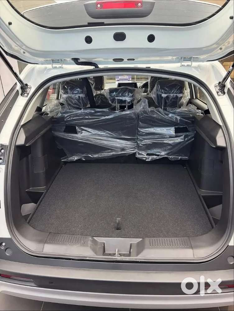 Maruti Suzuki Victoris 2026 Petrol 00 Km Driven