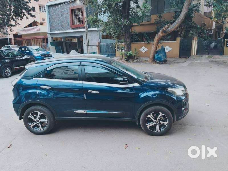 Tata Nexon 1.5 Revotorq Xza Plus S Amt, 2023, Petrol