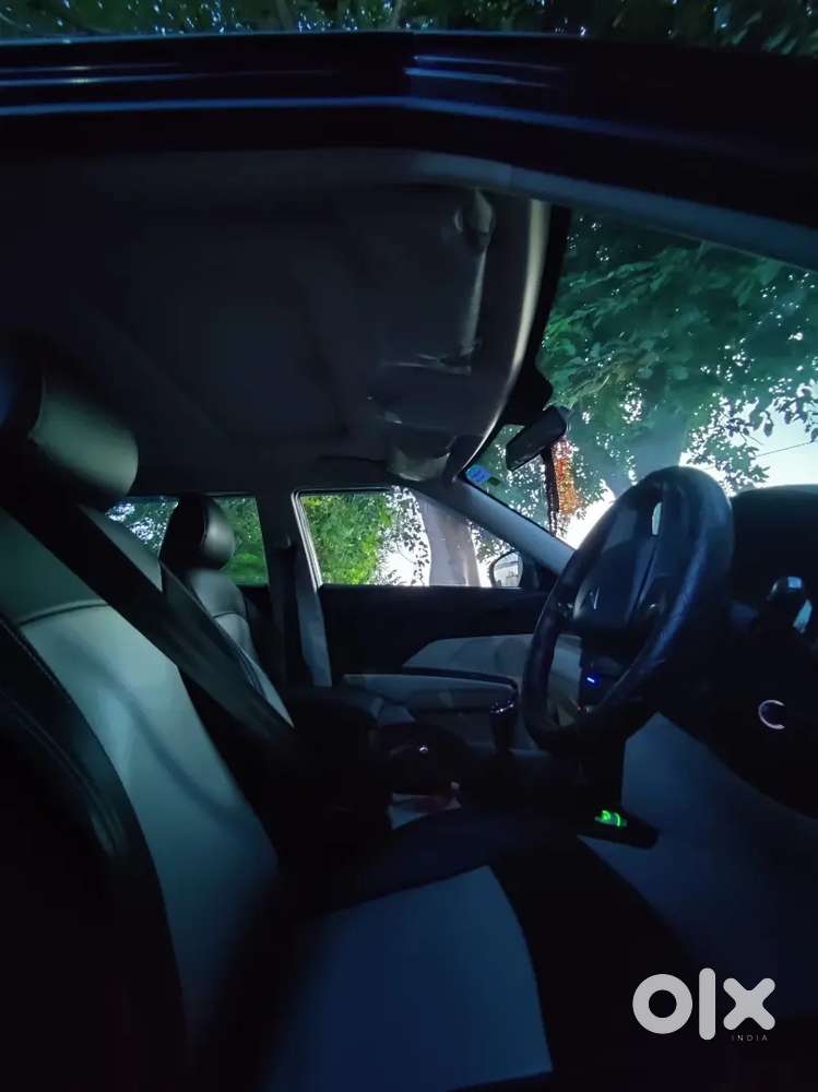 Mahindra Xuv300 W4 2024 Petrol