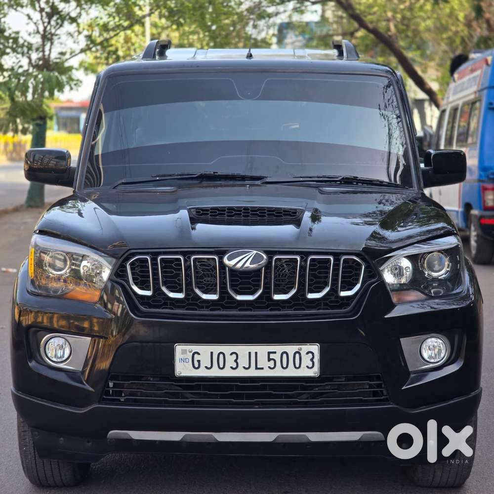 Mahindra Scorpio S10, 2016, Diesel