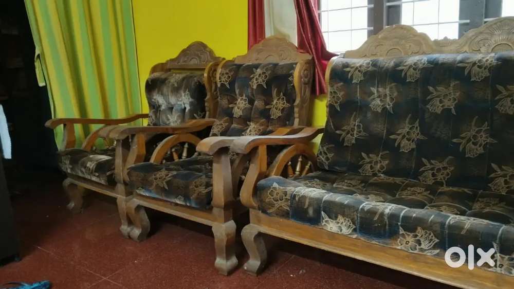 Sofasetty teak wood frame
