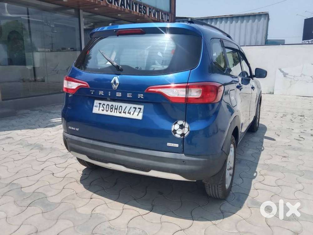 Renault Triber Rxz, 2021, Petrol