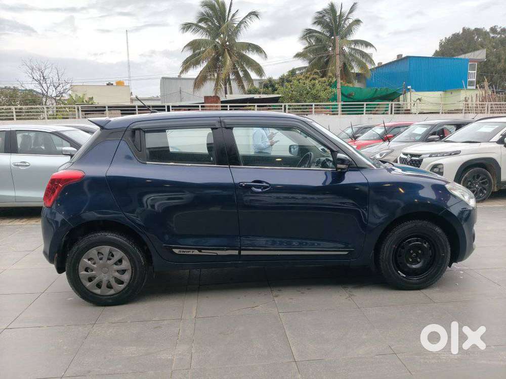 Maruti Suzuki Swift Vxi Ags, 2022, Petrol