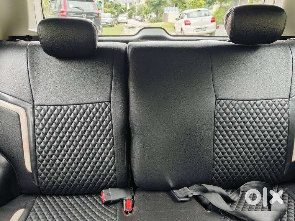 Maruti Suzuki Swift Vxi With Abs, 2016, Petrol