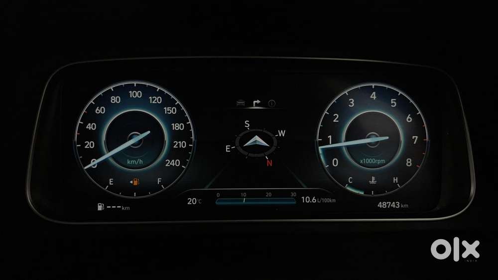 Hyundai Alcazar Platinum, 2022, Petrol