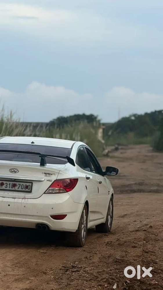 Hyundai Verna 2011 Sx