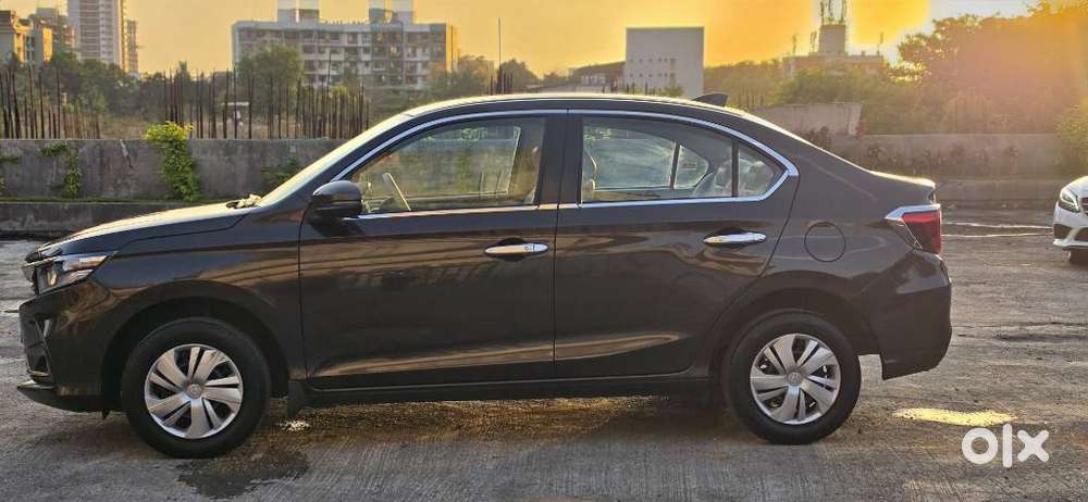 Honda Amaze, 2022, Petrol