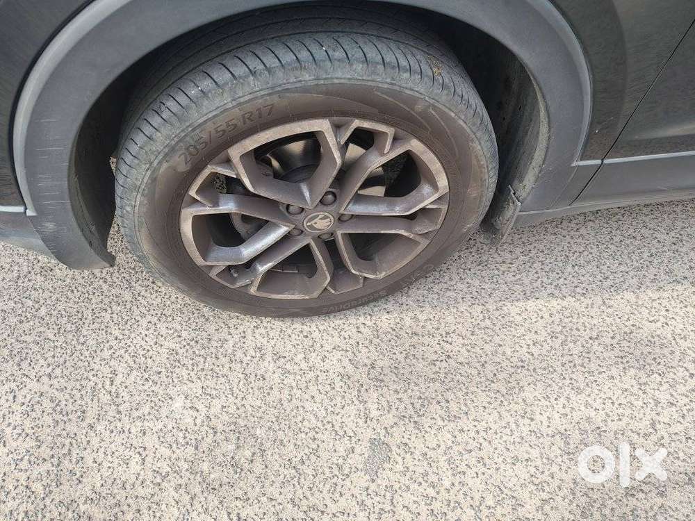 Skoda Kushaq 1.0 Tsi Style, 2023, Petrol
