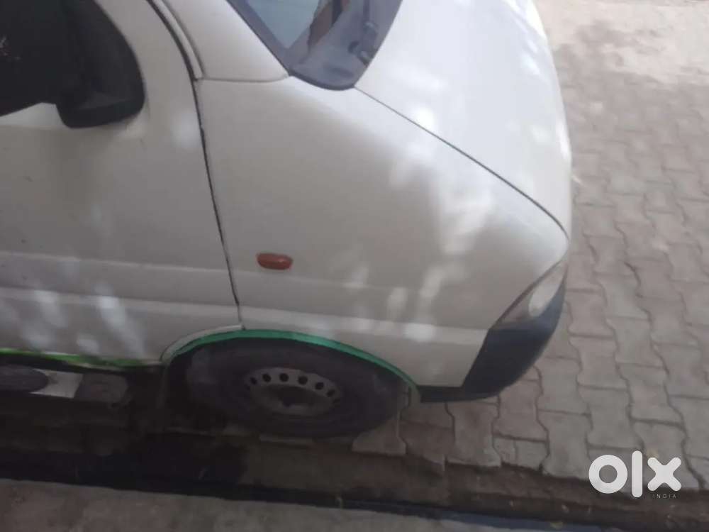 Maruti Suzuki Eeco 2017