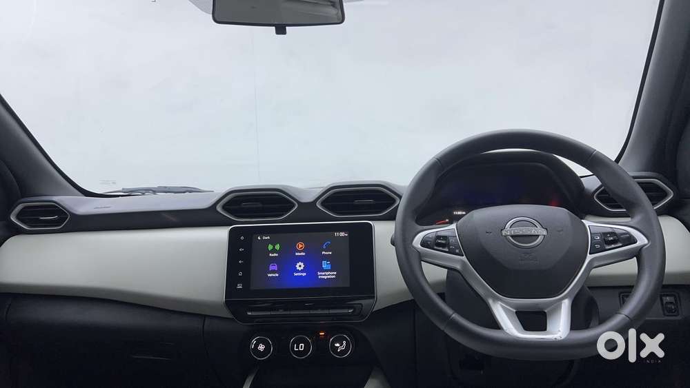 Nissan Magnite 1.0 Xv Turbo Cvt, 2022, Petrol