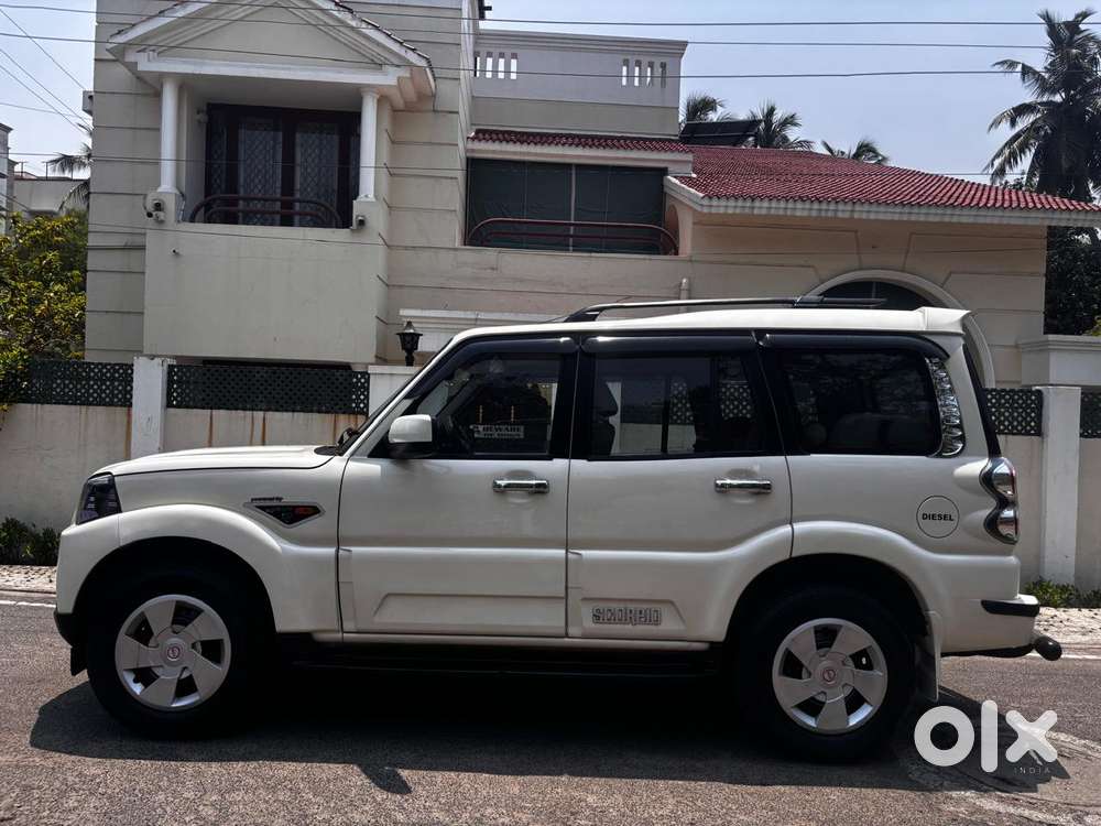 Mahindra Scorpio S6 8 Seater, 2015, Diesel