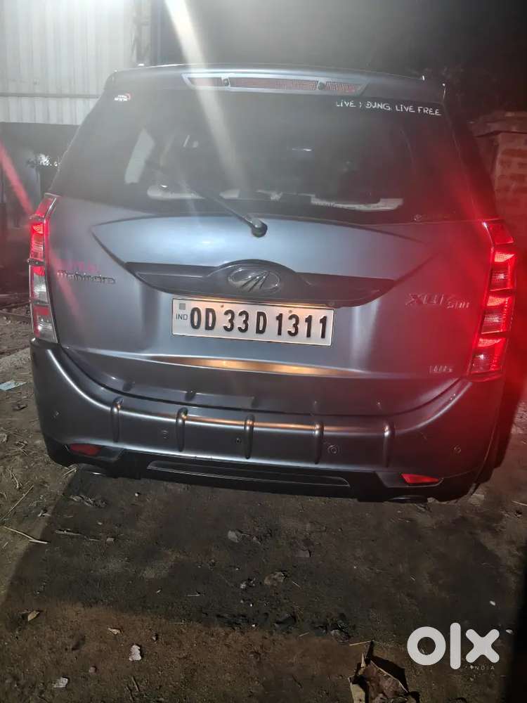 Mahindra Xuv500 2wd 2015