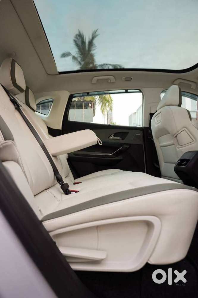 Mahindra Xev 9e Three B79 Kwh, 2025, Electric